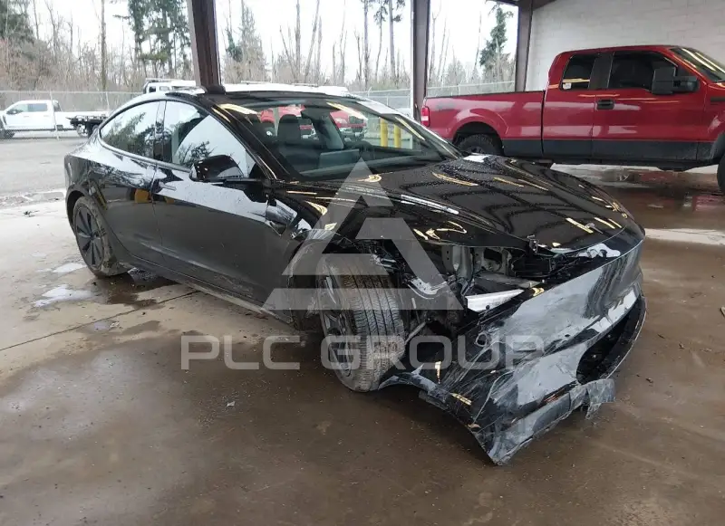 2025 Tesla Model 3 фото