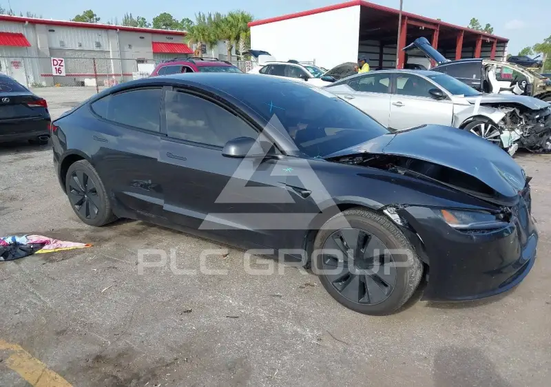2025 Tesla Model 3 фото