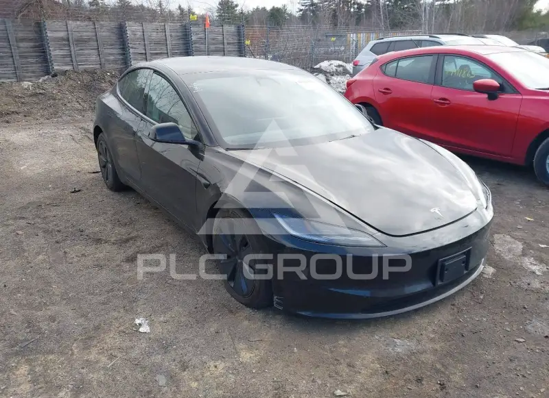 2025 Tesla Model 3 photo