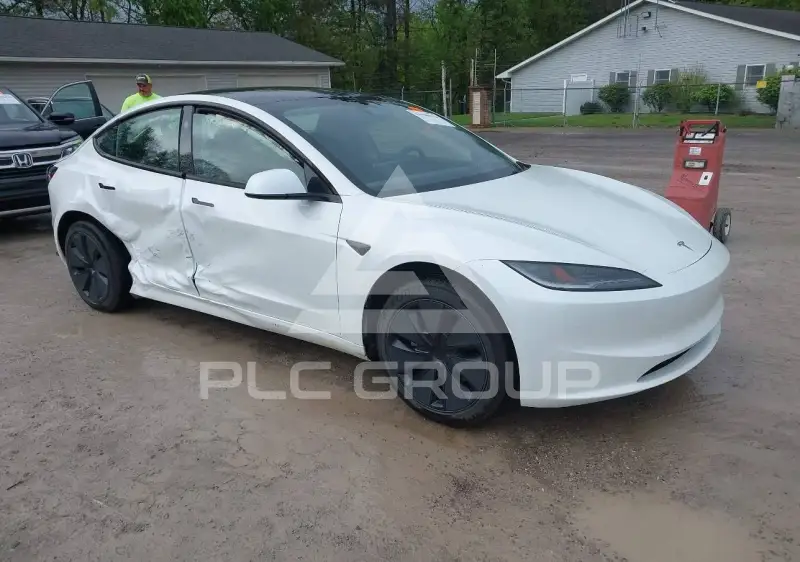 2025 Tesla Model 3 фото
