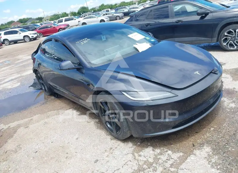 2025 Tesla Model 3 фото