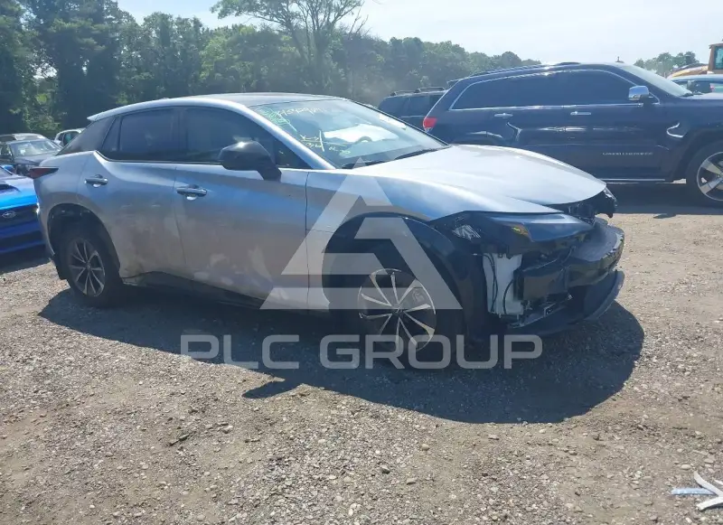 2025 Lexus RZ photo