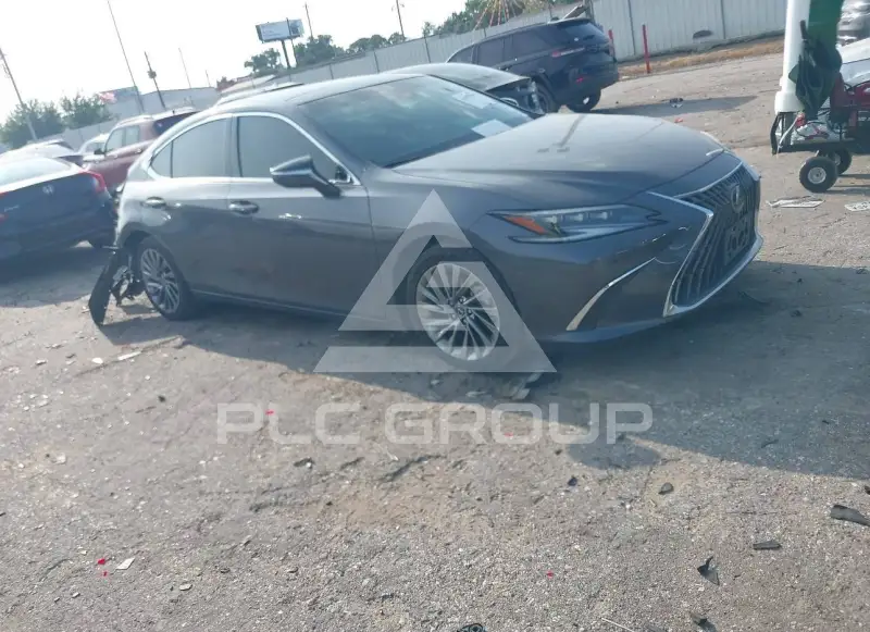 2025 Lexus ES350 photo
