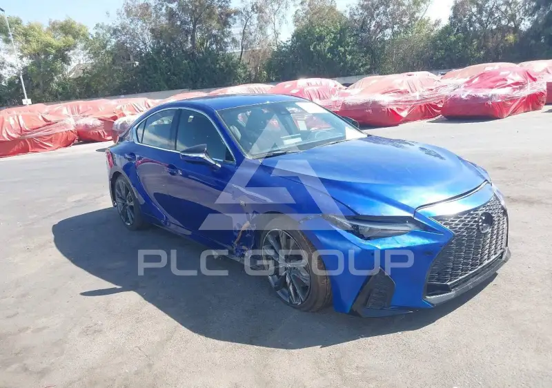 2025 Lexus IS300 photo