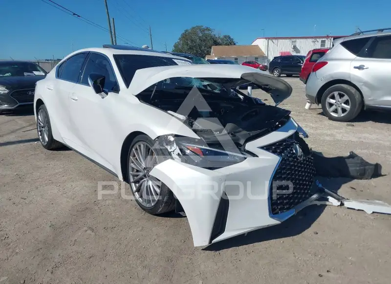 2025 Lexus IS300 photo
