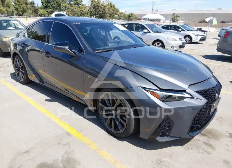 2025 Lexus IS300 photo