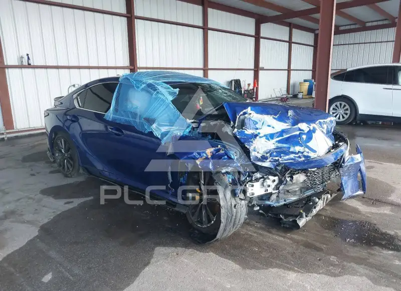 2025 Lexus IS350 фото