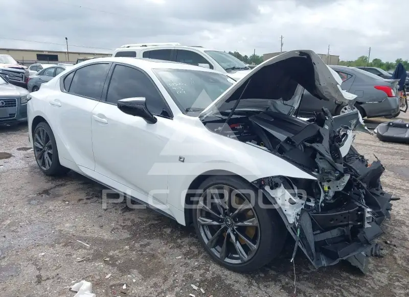 2025 Lexus IS350 фото