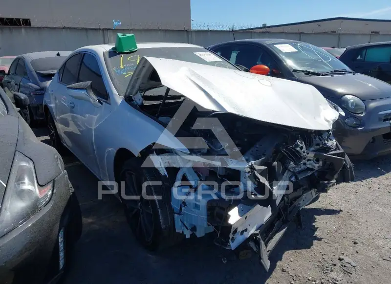 2025 Lexus ES300 фото