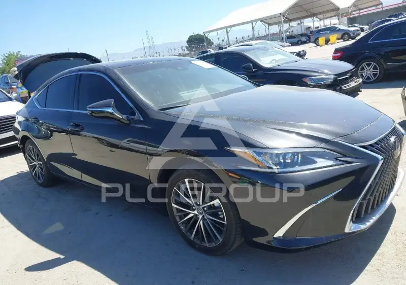 2025 Lexus ES300 фото