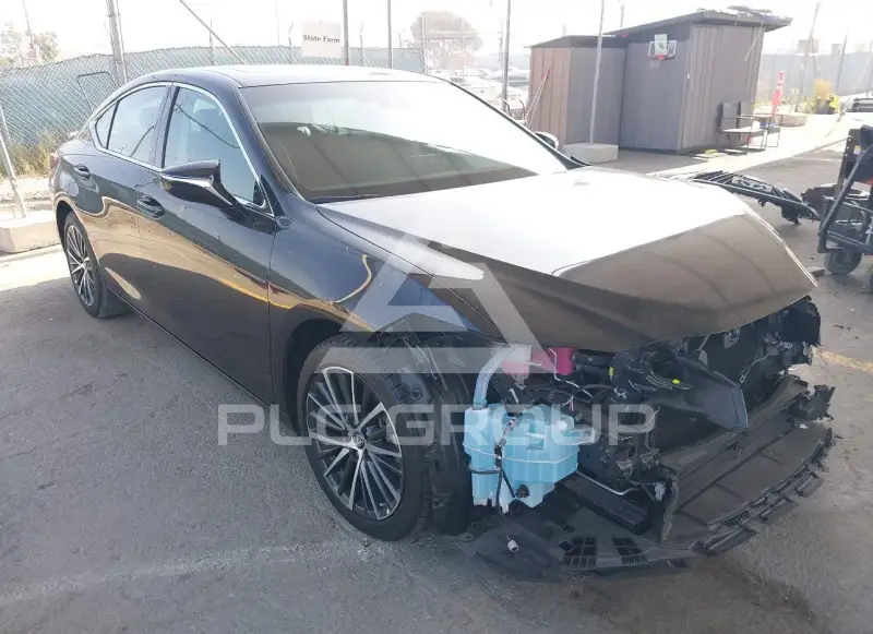 2025 Lexus ES300 фото