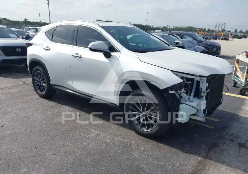 2025 Lexus NX250 фото