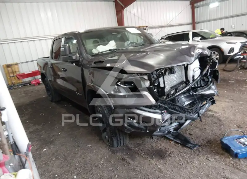 2025 RAM 1500 фото