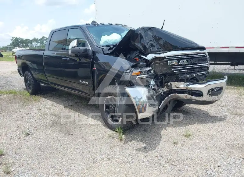 2025 RAM 3500 photo