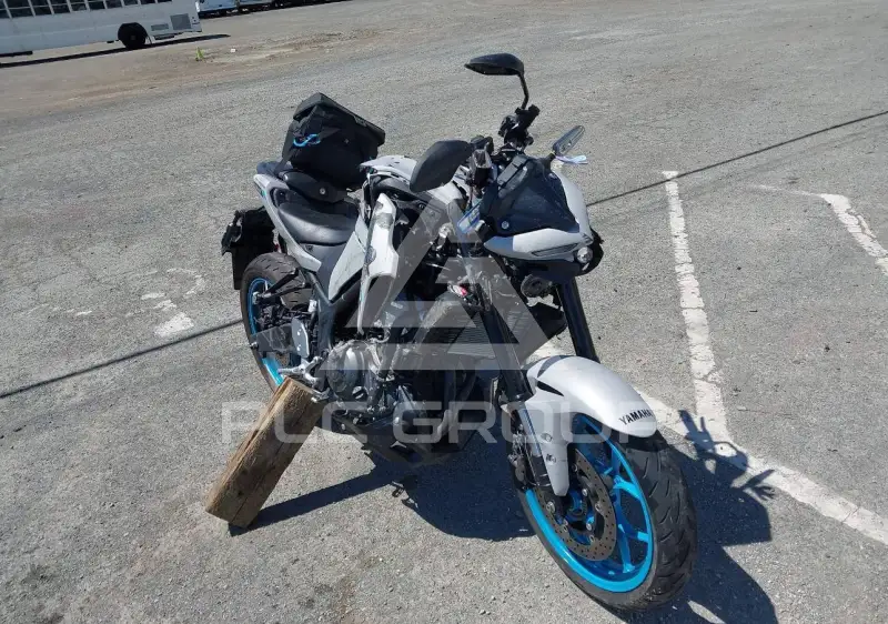 2025 Yamaha  фото