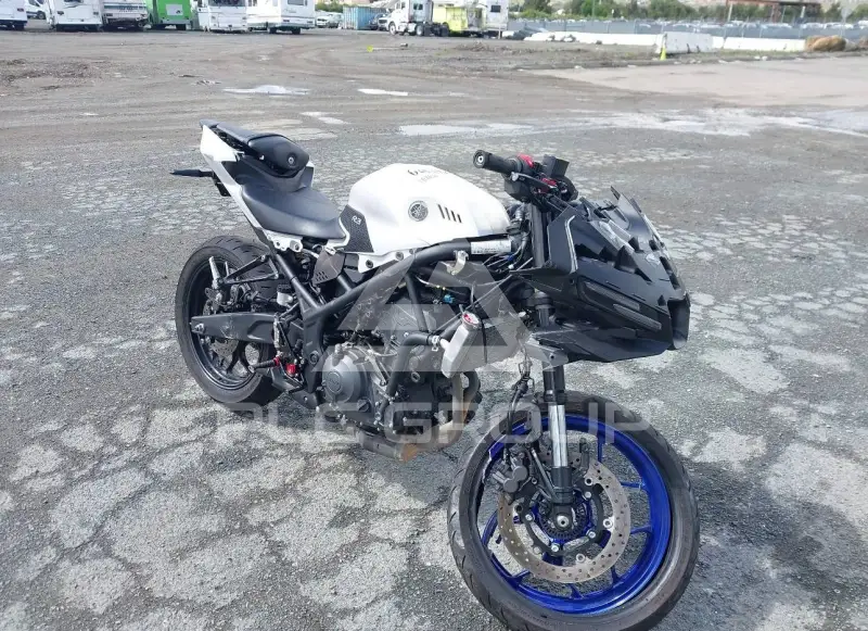 2025 Yamaha YFZ350 photo