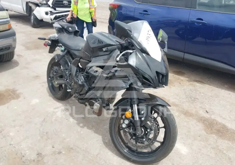 2025 Yamaha  photo