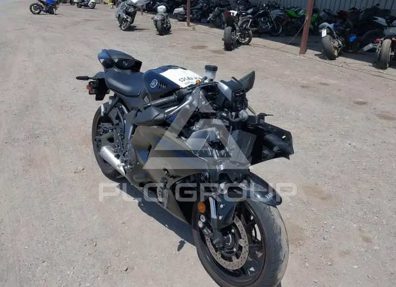 2025 Yamaha  фото