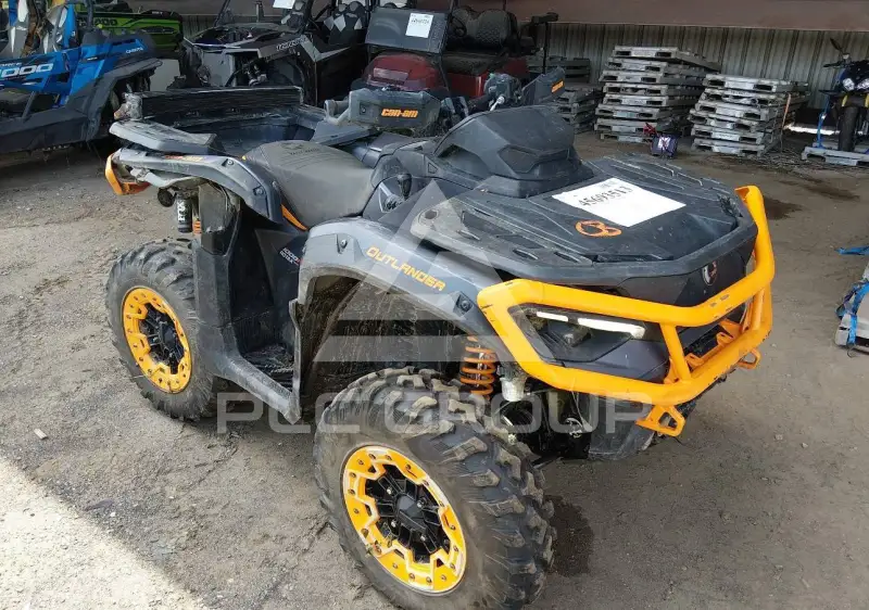 2025 Can-AM OUTLANDER photo