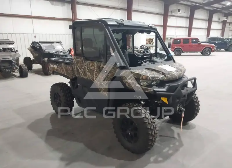 2025 Can-AM DEFENDER фото