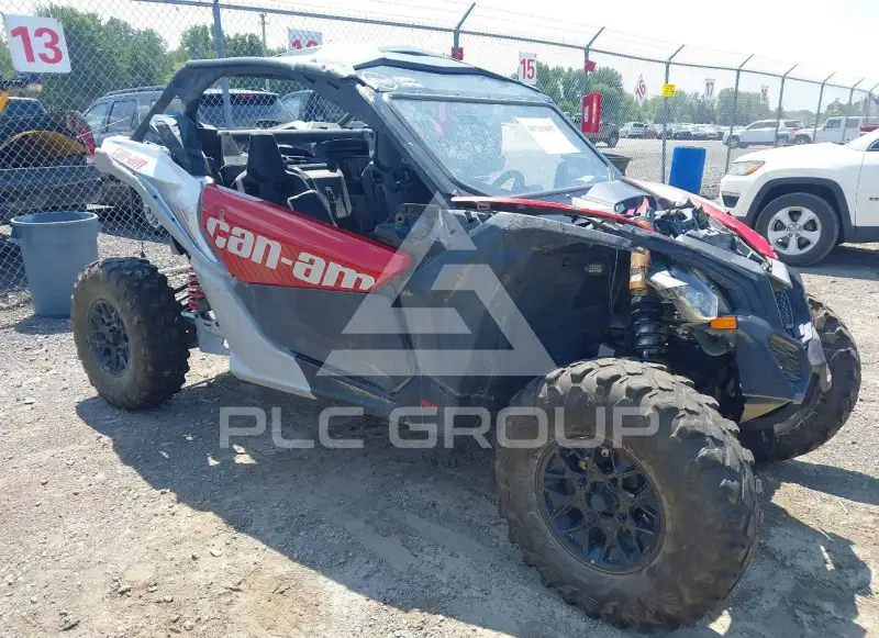 2025 Can-AM MAVERICK фото
