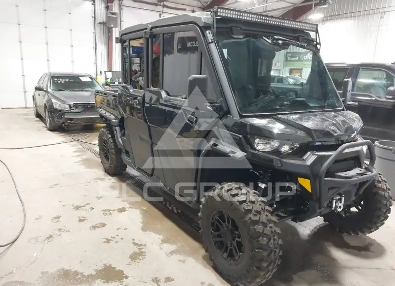 2025 Can-AM DEFENDER фото