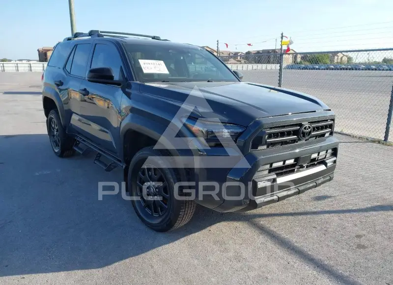 2025 Toyota 4 RUNNER фото