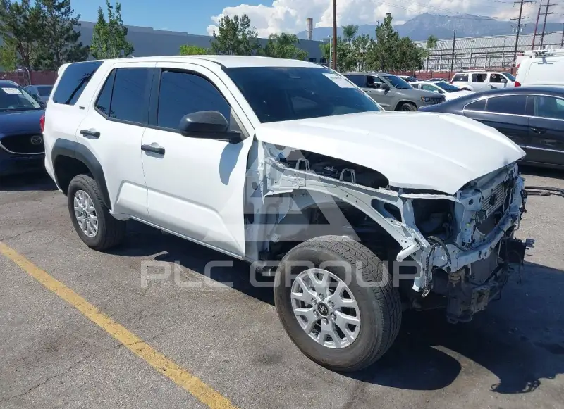 2025 Toyota 4 RUNNER фото
