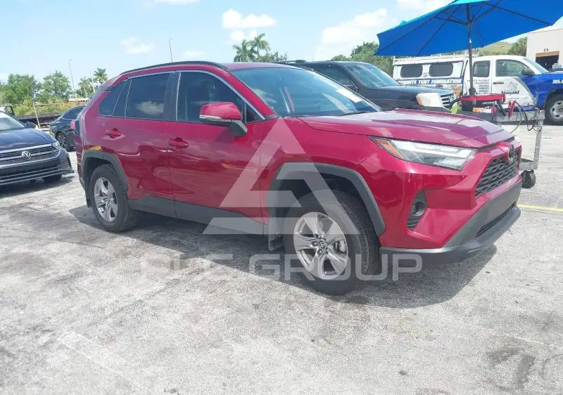 2025 Toyota RAV4 фото