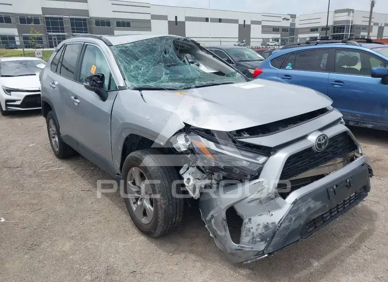 2025 Toyota RAV4 фото