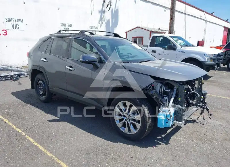 2025 Toyota RAV4 фото