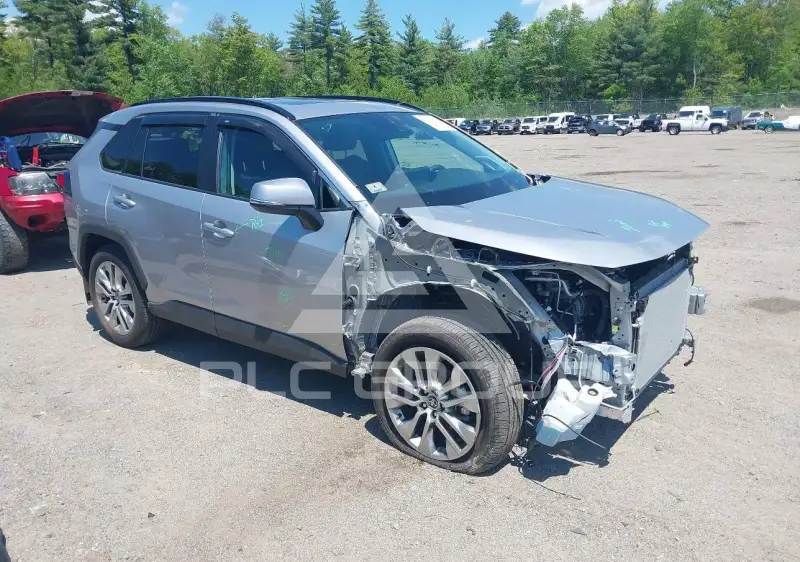 2025 Toyota RAV4 фото