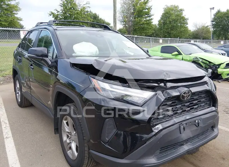 2025 Toyota RAV4 фото