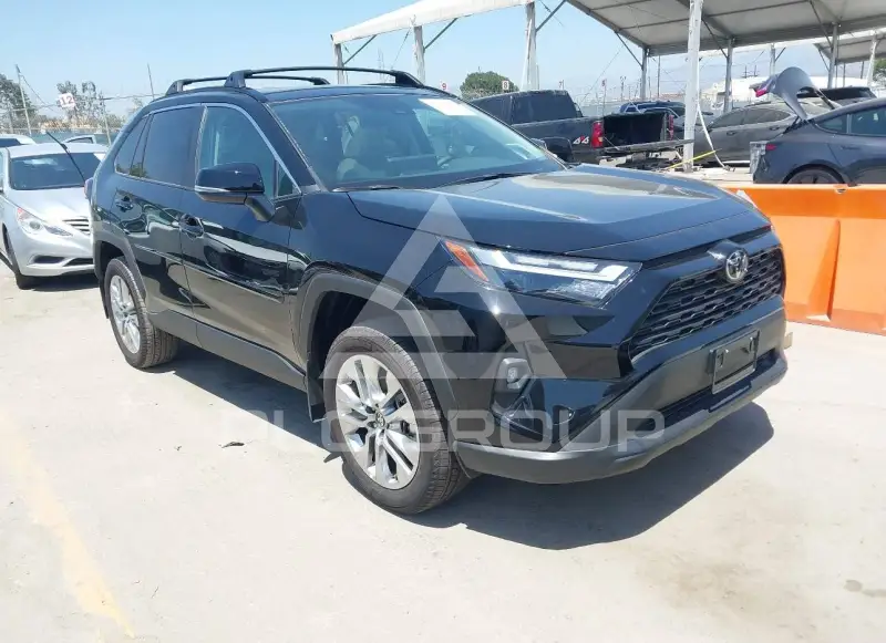 2025 Toyota RAV4 фото