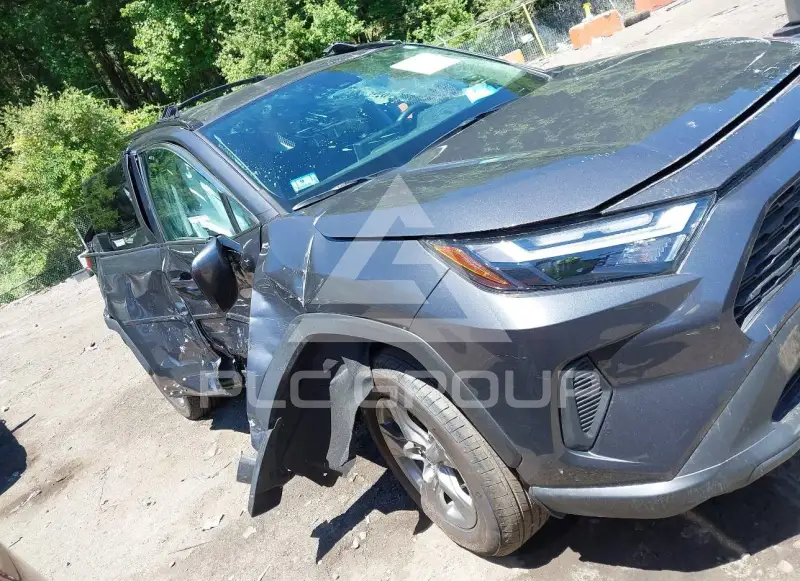 2025 Toyota RAV4 photo
