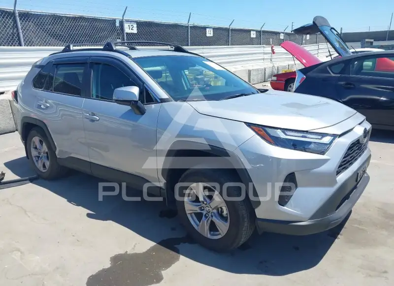 2025 Toyota RAV4 фото