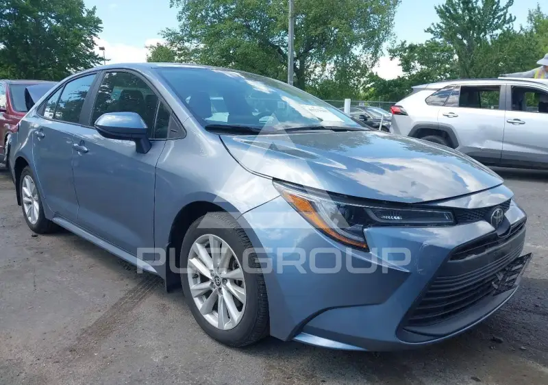 2025 Toyota COROLLA фото