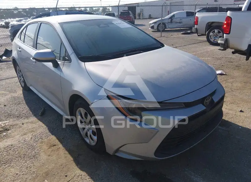2025 Toyota COROLLA photo