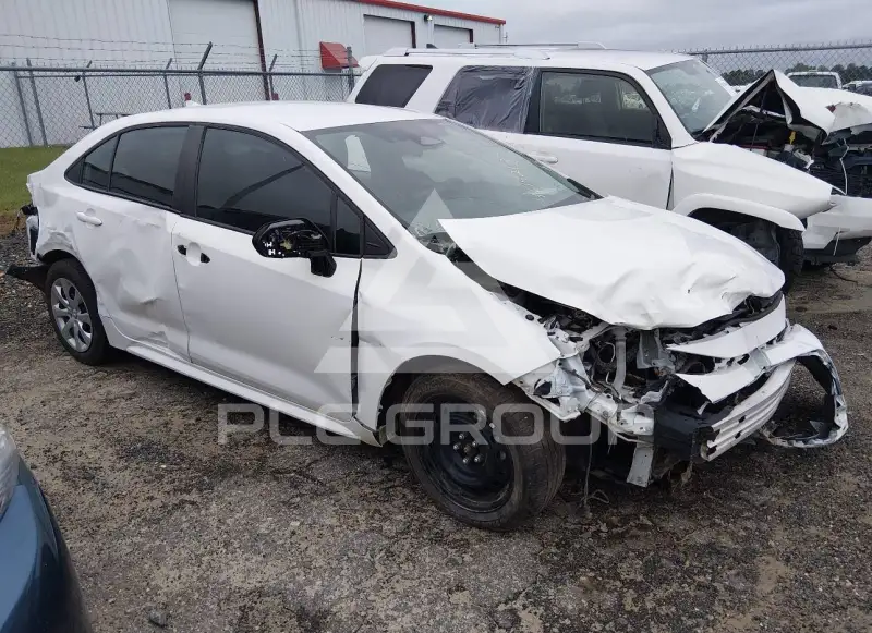2025 Toyota COROLLA фото