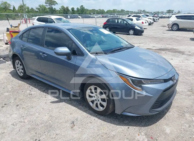 2025 Toyota COROLLA фото
