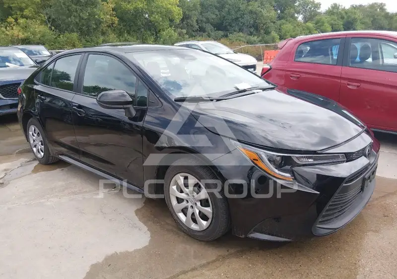 2025 Toyota COROLLA фото