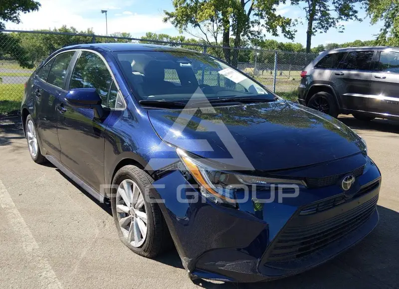 2025 Toyota COROLLA photo