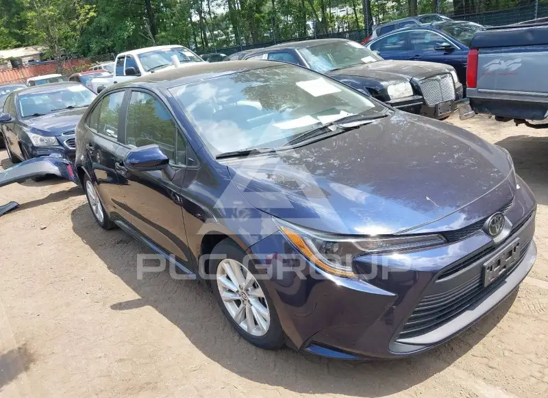 2025 Toyota COROLLA фото