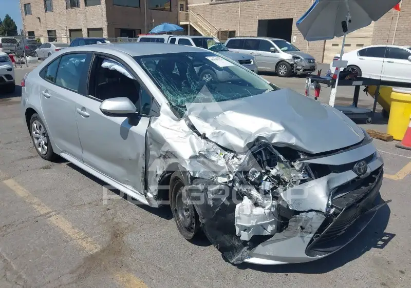 2025 Toyota COROLLA photo