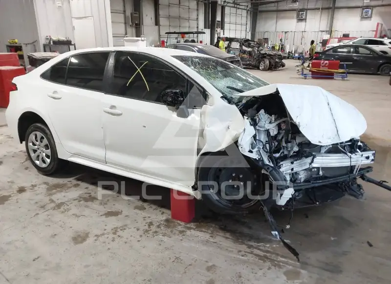 2025 Toyota COROLLA photo
