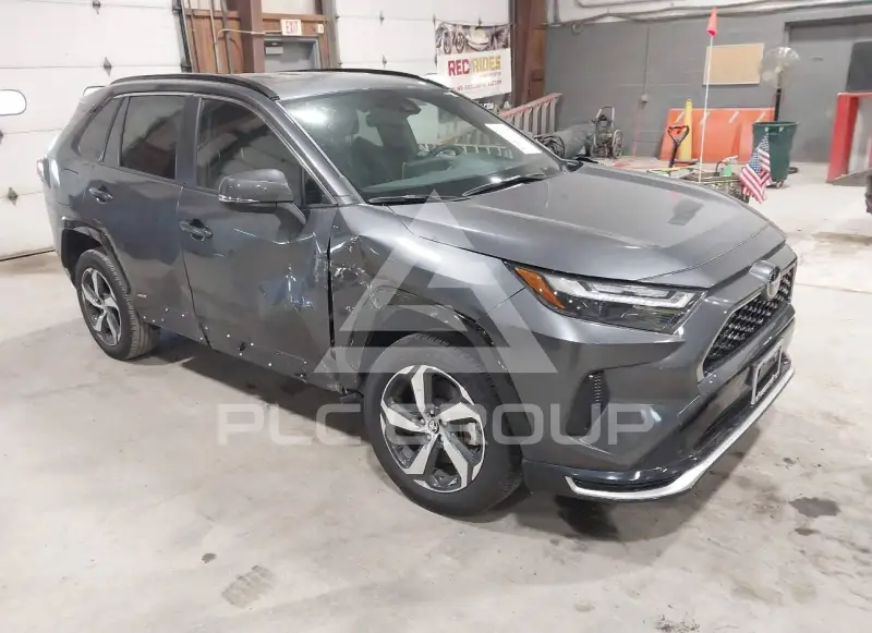 2025 Toyota RAV4 фото
