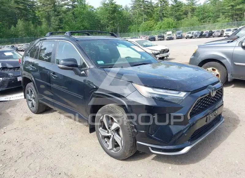 2025 Toyota RAV4 фото