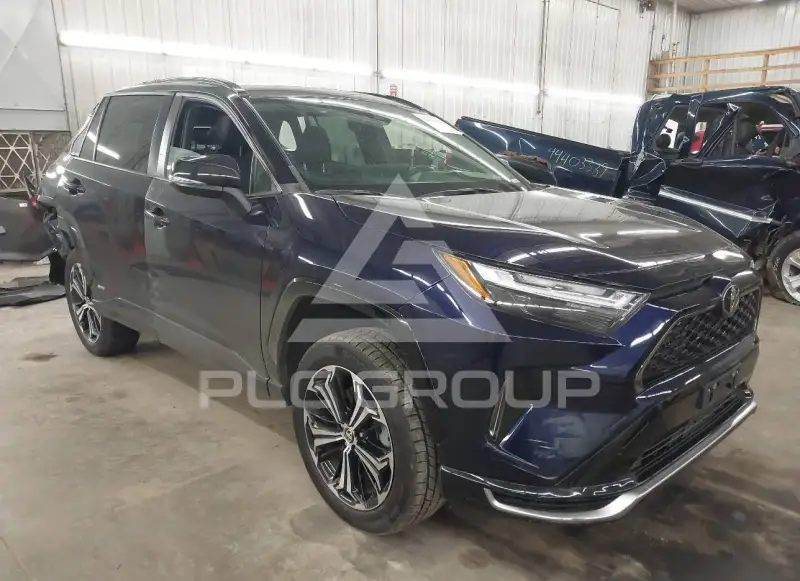 2025 Toyota RAV4 фото