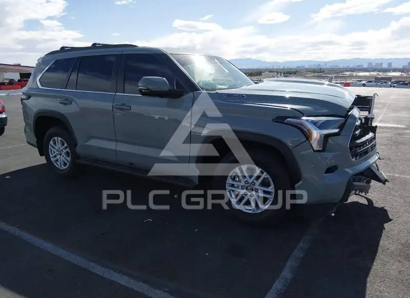 2025 Toyota SEQUOIA фото
