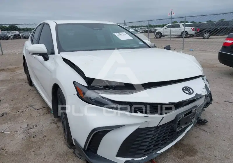 2025 Toyota CAMRY фото